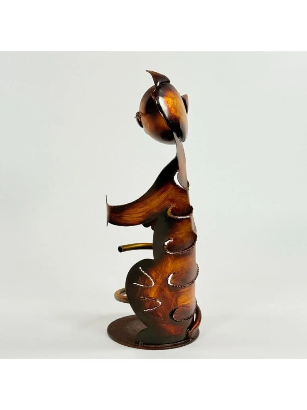 Metal Cat Wine Bottle Holder Whimsical Bronze Tone Rustic Kitchen Bar Decor 13”